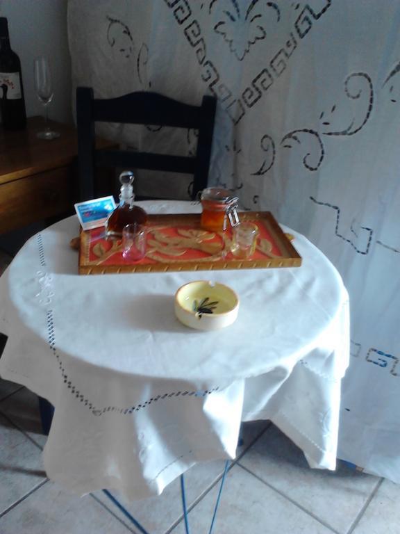 Skala Sykamineas Karagiannaki 아파트 객실 사진